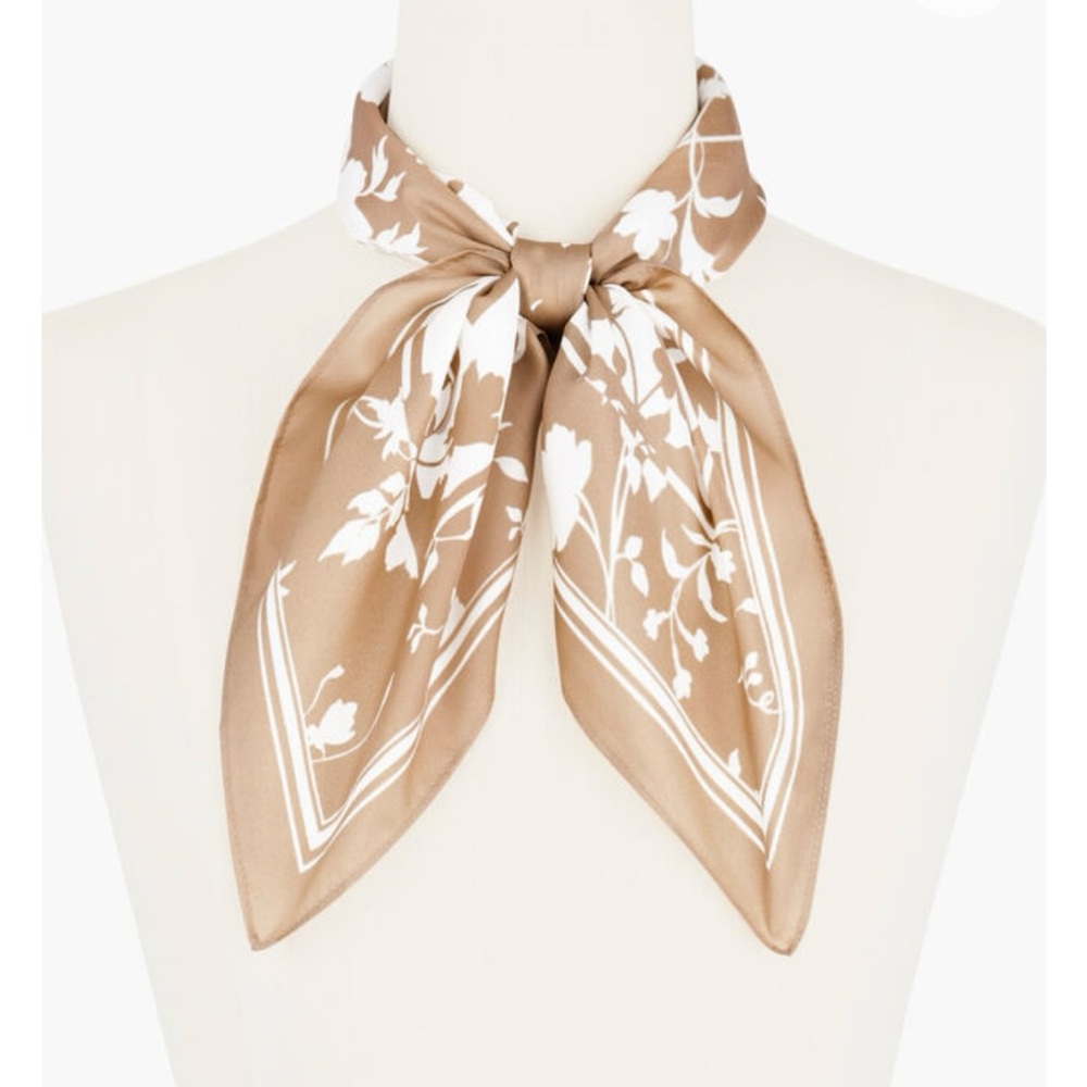 Talbots Silk Scarf - Picture 4 of 4